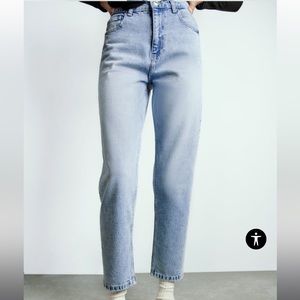Zara Mom Fit Jeans